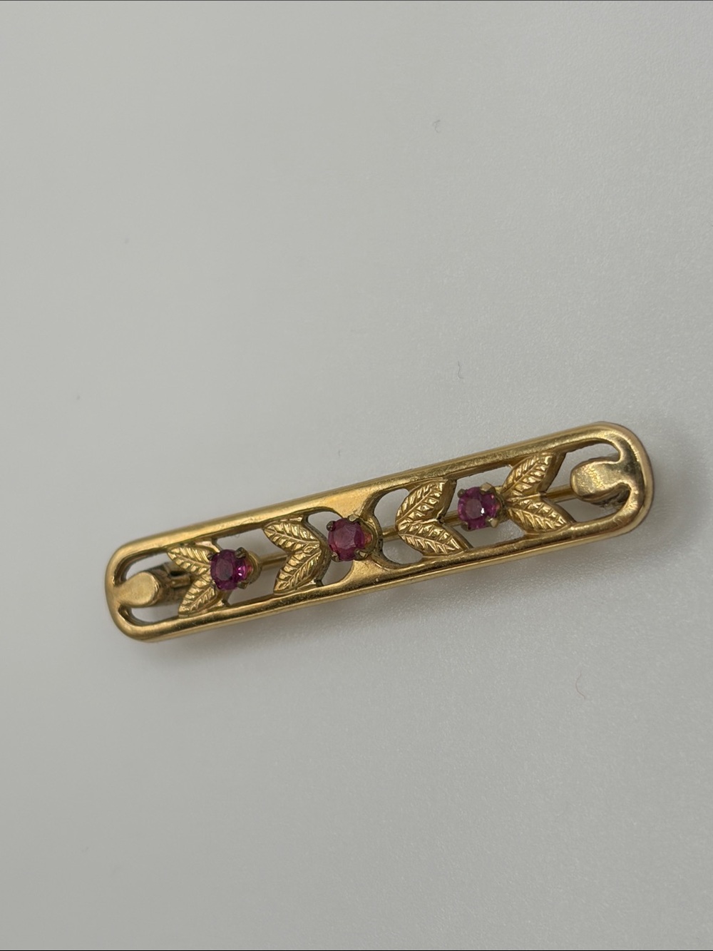 1/20th 14k Gold Bar Brooch with Three Pink/light red Stones